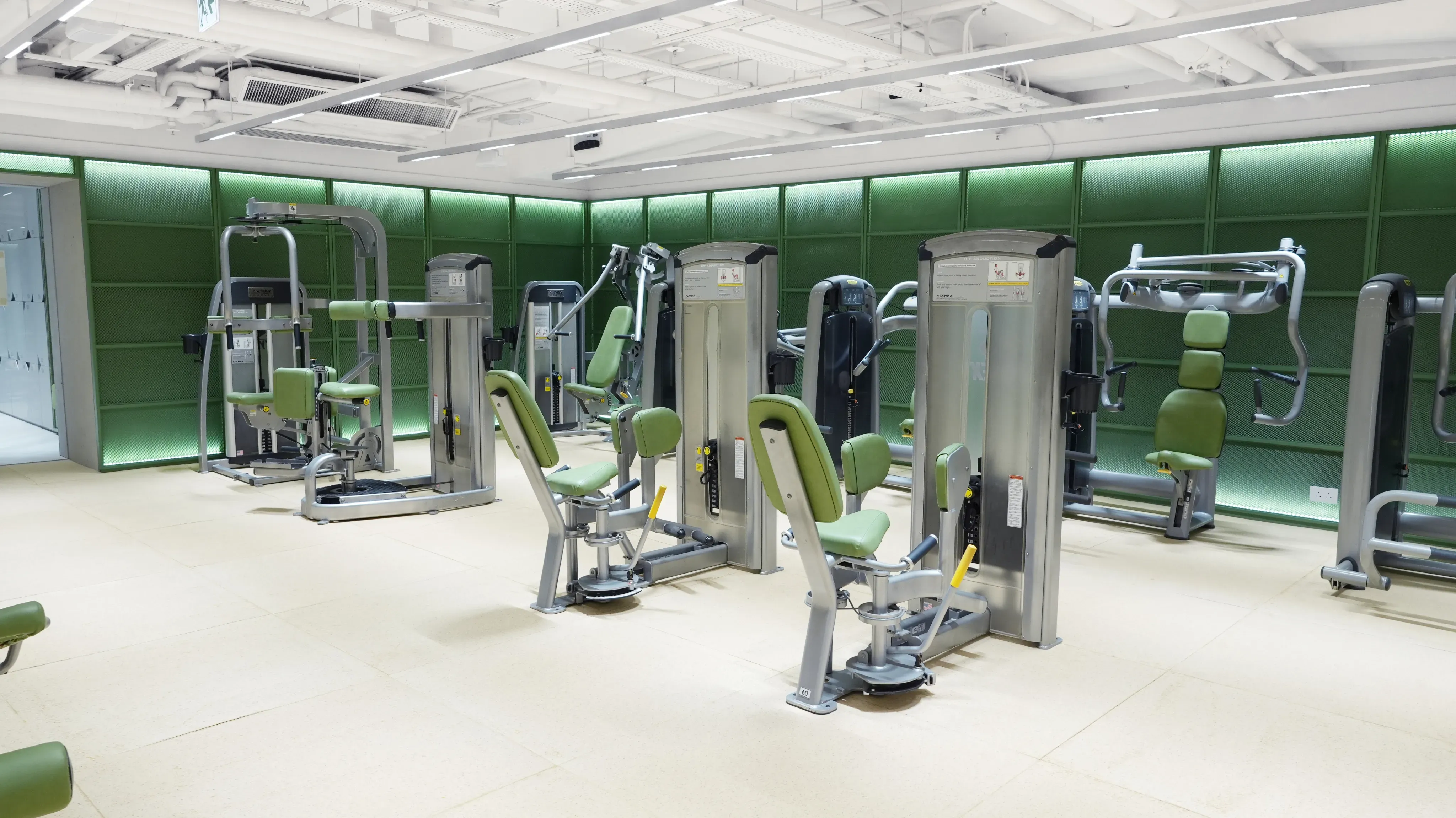 perFIT女士專區私密空間，配備人面識別系統